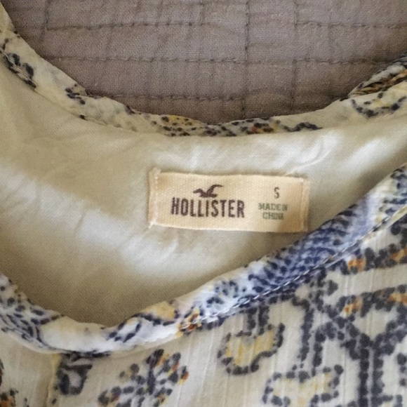 Hollister Summer Dress - Picture 2 of 3